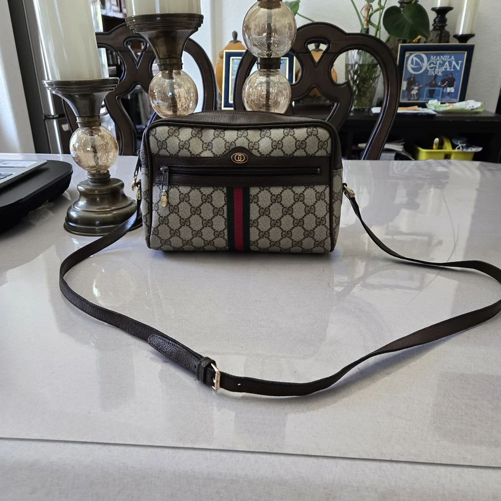 Gucci Beige GG Canvas Messenger Bag with Green-Red Web Stripe - Picture 2 of 12